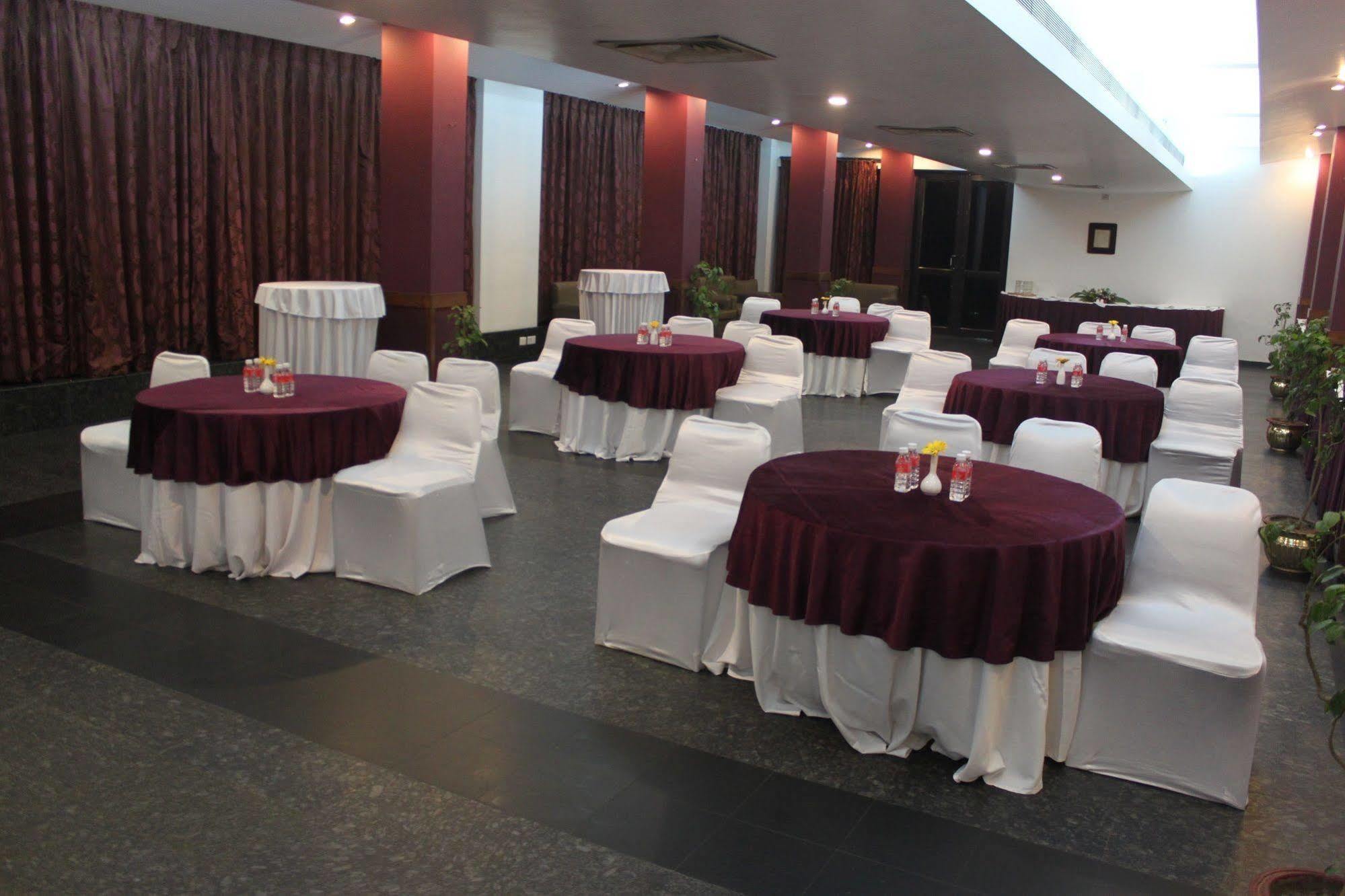 Hotel Maurya Patna Patna  Esterno foto
